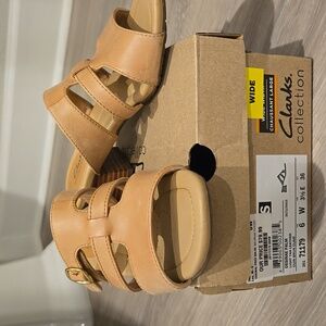 Clarks Women's Beige Mules